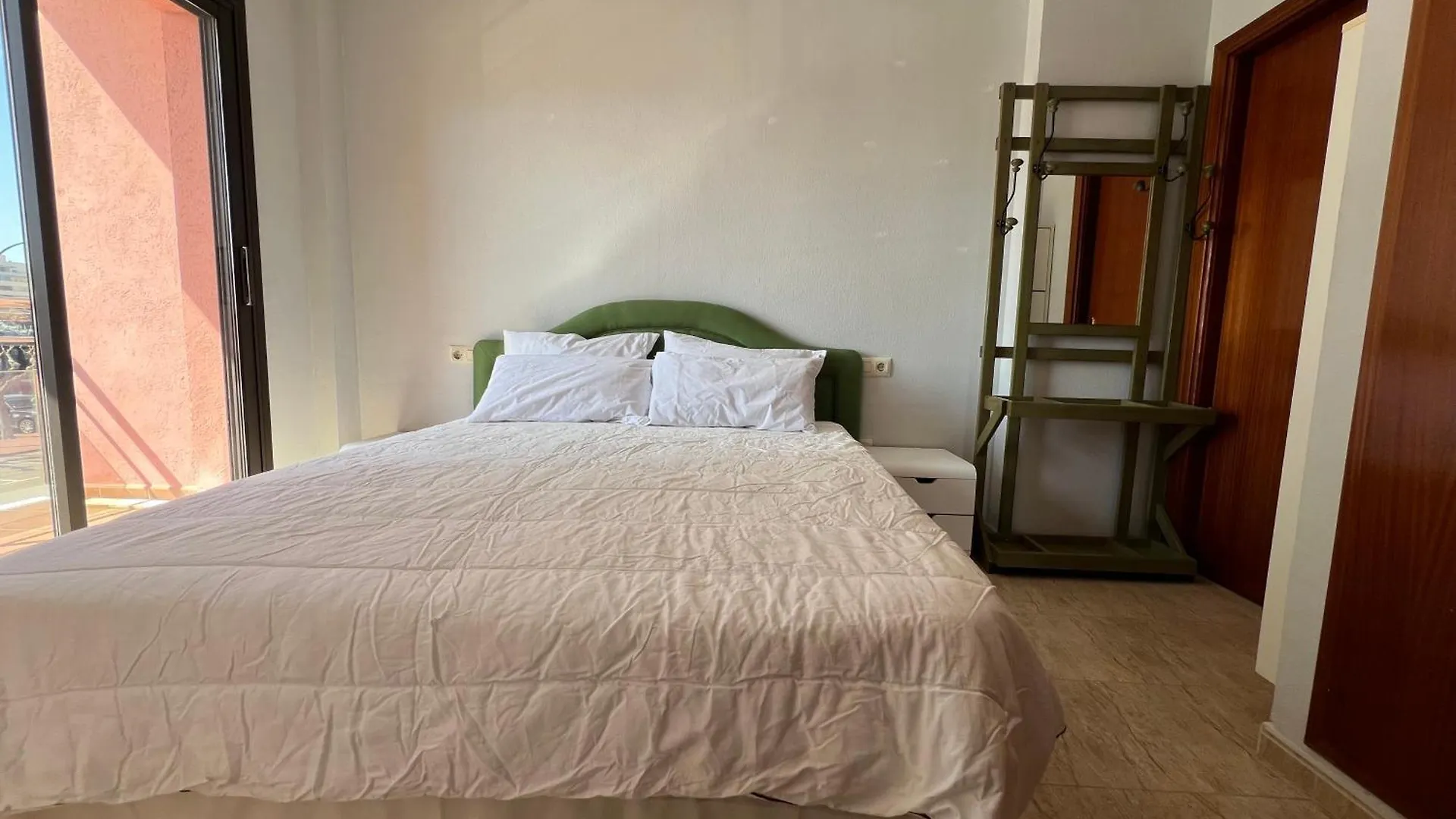Primera Linea Seaview Apartment Empuriabrava 0*,  Spain